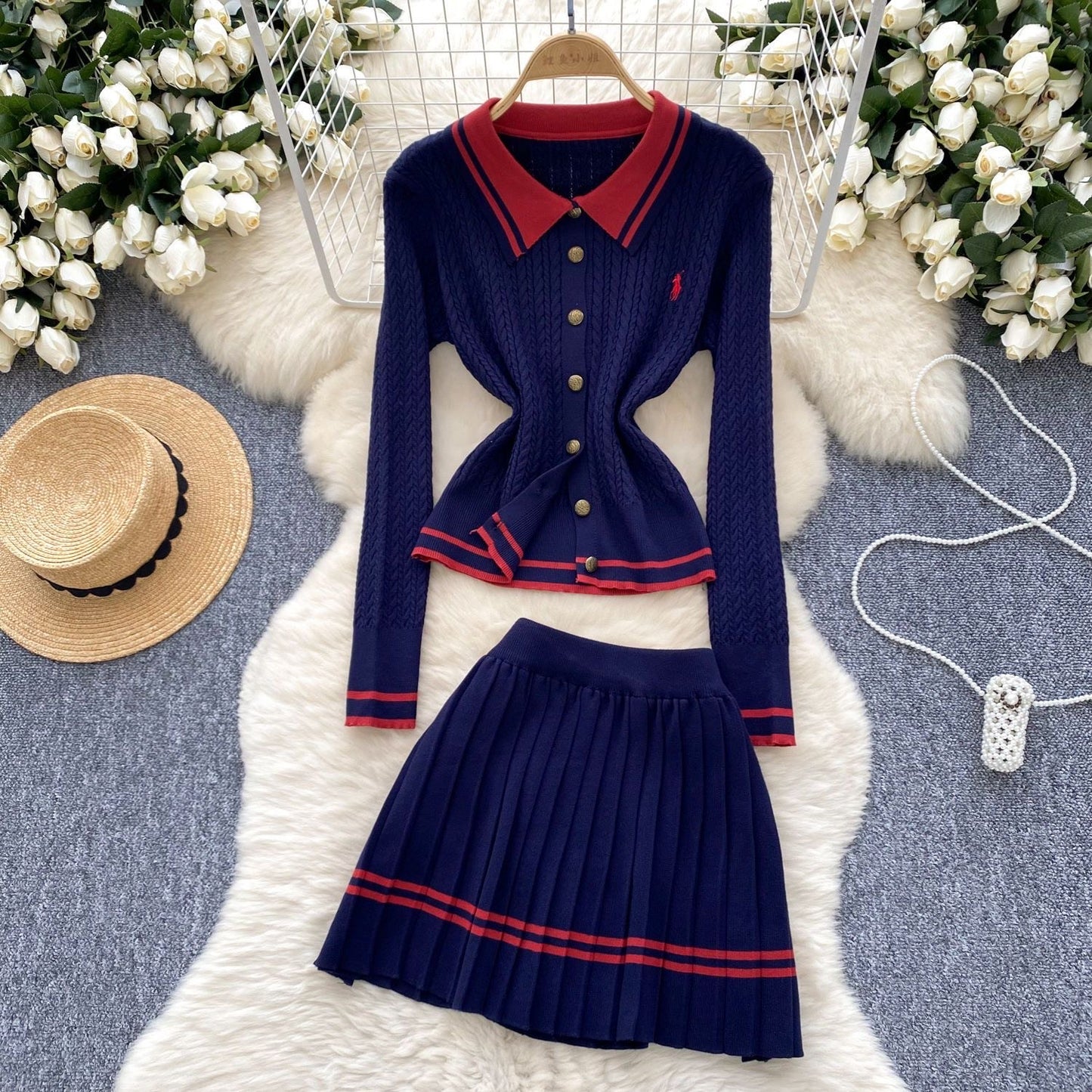 College Set - My Clothina