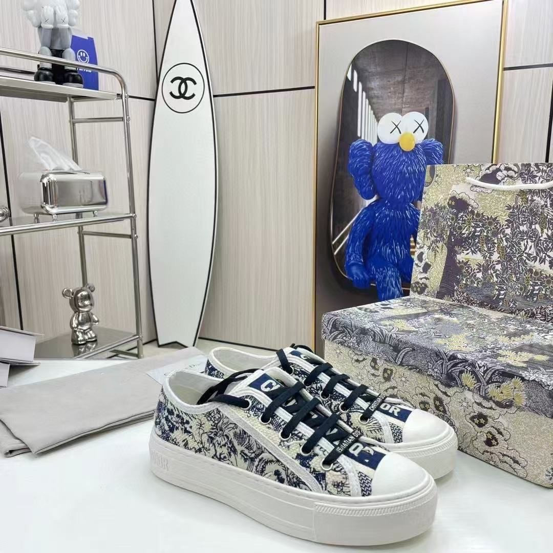 Sneakers - My Clothina