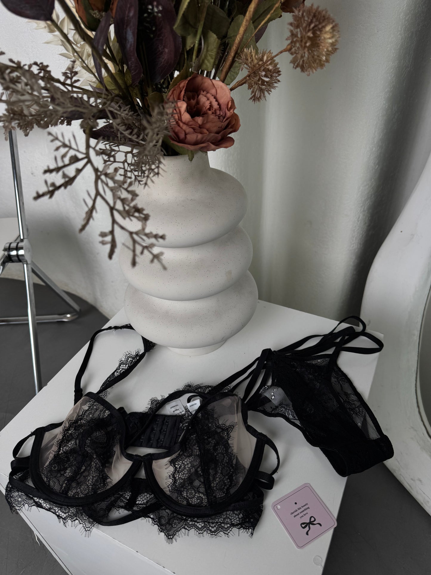 Lace Poetry My Clothina
